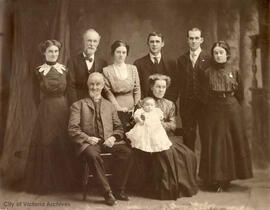 Henry Moss family, four generations