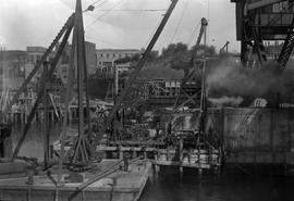 Johnson Street Bridge under construction