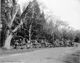 Automobile rally, Beacon Hill Park, Christmas Day