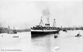 11th Canadian Mounted Rifles aboard the "Princess Charlotte" leaving Victoria Harbour