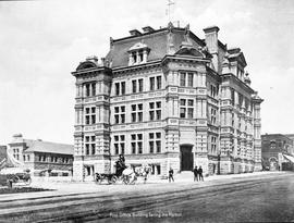 Post Office Building facing the harbour