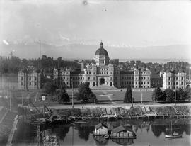 Parliament Buildings and causeway under construction