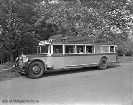 Vancouver Island Coach Lines bus "Mt Pelham"