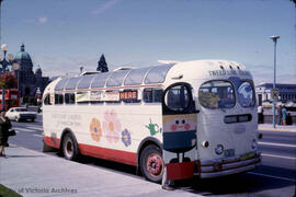 Tweed Line Tours bus on 700 block Government Street