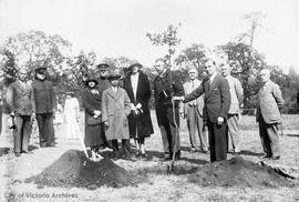 Tree planting ceremony with King Prajadhipok of Siam (Thailand) in Mayor's Grove, Beacon Hill Park