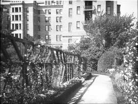 Empress Hotel, rose garden on south side