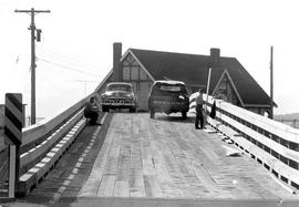 New bridge over gap : Esquimalt Lagoon