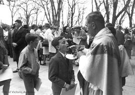 First Roman Catholic "rock" mass after Vatican II : Sacred Heart Church, Nelthorpe Avenue