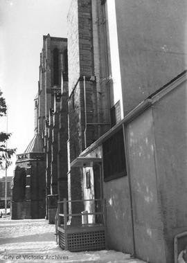 Christ Church Cathedral prior to construction of choir room