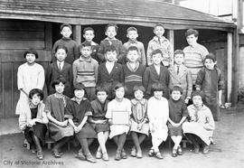 School group from the King Street School, North Ward Annex