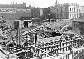 Johnson Street Bridge under construction