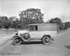 McKenzie Street Grocery truck