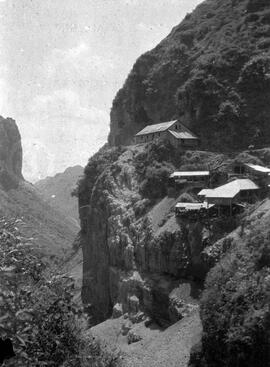 China, buildings on the edge of a mountain