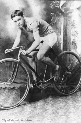 Joe Hancock, professional cyclist