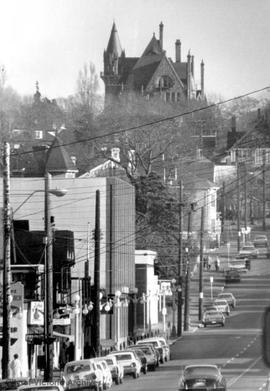 Fort Street looking toward Craigdarroch