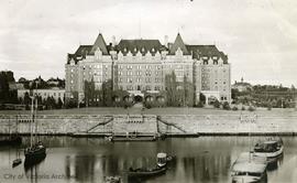 Inner Harbour Causeway and Empress Hotel