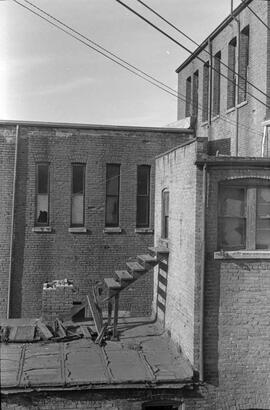 Old Jubilee Saloon courtyard, 571 Johnson Street