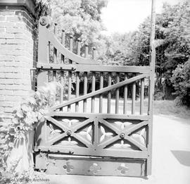 Frank Barnard family home at 701 Sea Terrace known as "Clovelly", gate