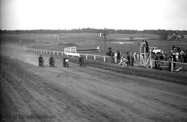 Car race at Willows Fairground