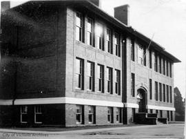 Quadra School